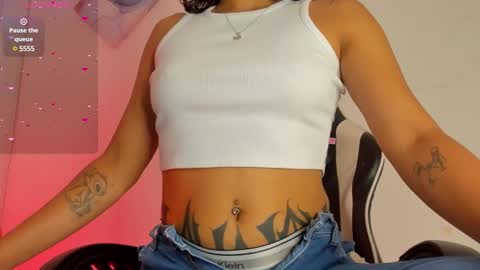 Snapshot of megan_browns1 chatting on 01.31.25 Megan  online show from 01.31.25