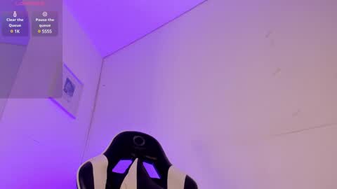 Snapshot of megan_browns1 chatting on 03.03.25 Megan  online show from 03.03.25