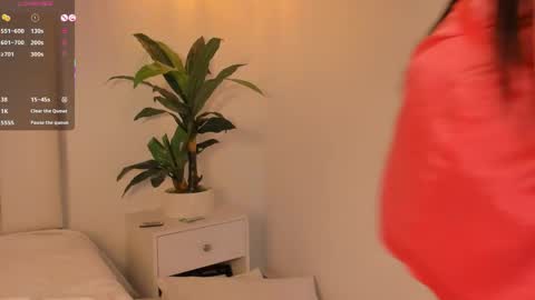 Snapshot of megan_brunette2 chatting on 05.15.26 megan_brunette2 online show from 05.15.26