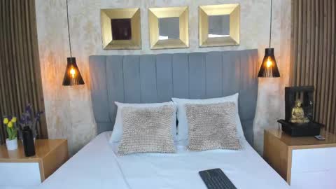 Carolina Paez online show from 09.15.25