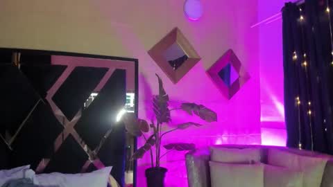     online show from 03.05.26