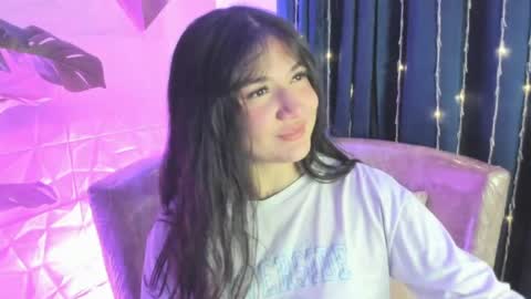 Snapshot of megan_devon chatting on 06.08.26 online show from 06.08.26