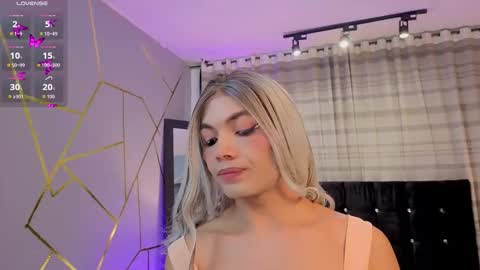 megan do santos online show from 12.17.25