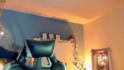    online show from 03.01.26