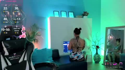    online show from 04.17.26