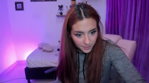 Snapshot of megan_ricci chatting on 02.09.25                 Laura                 online show from 02.09.25