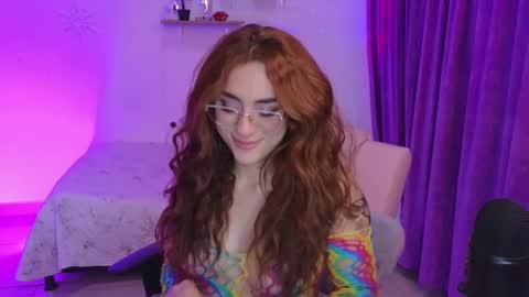 Snapshot of megan_ricci chatting on 03.04.25                 Laura                 online show from 03.04.25