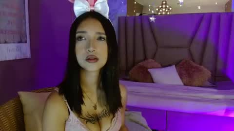 Snapshot of megan_saint chatting on 06.15.26 megan_saint online show from 06.15.26