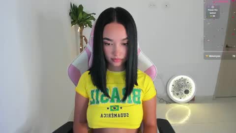 Snapshot of megan_sweet24 chatting on 06.07.26 megan sweet online show from 06.07.26