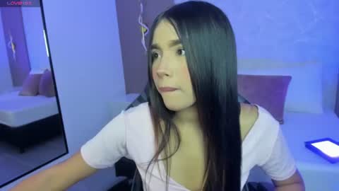 Snapshot of megan_thorp chatting on 06.23.26 Sheila online show from 06.23.26