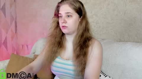 Megan Mon Fri  1600-2200pm Tue Wen Sat 0900-1600pm online show from 11.19.25