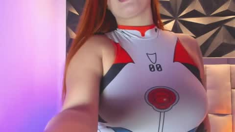 Snapshot of megan_whitee__ chatting on 05.09.26 Im Megan Please do not demand a show without first tiping Thank you online show from 05.09.26