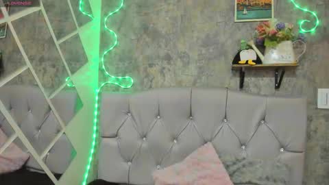 Megan online show from 09.10.25