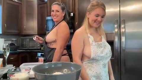 Meganashleyy212 online show from 10.24.25