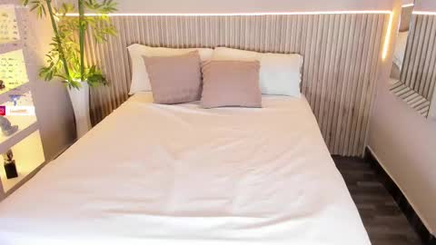 Megan online show from 03.11.25