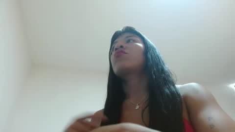 Snapshot of meganharry chatting on 05.09.26 meganharry online show from 05.09.26