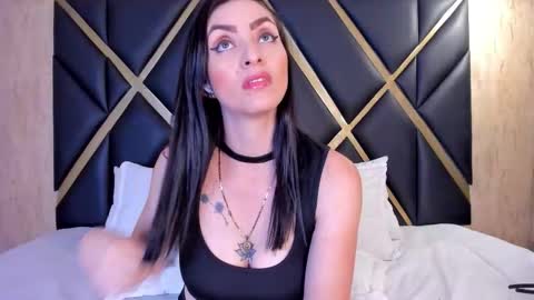 Megan Hofman online show from 09.29.25