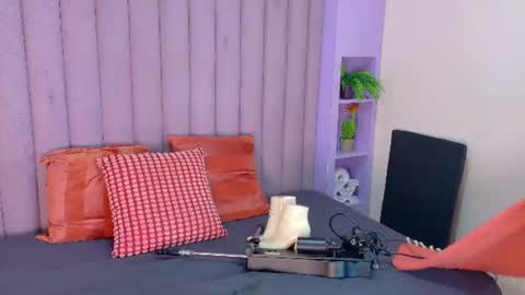 Snapshot of meganlovee__ chatting on 06.15.26 MEGAN online show from 06.15.26