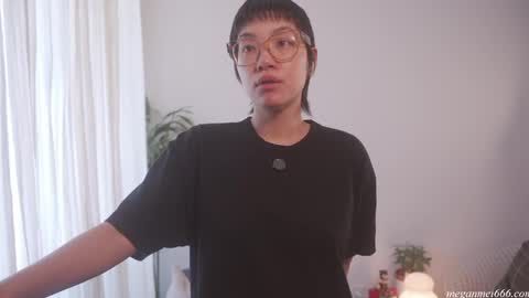 Snapshot of meganmei666 chatting on 04.26.26 for more 3 online show from 04.26.26