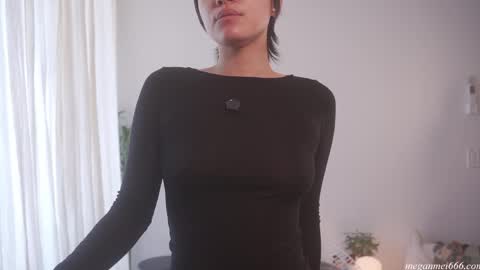 Snapshot of meganmei666 chatting on 05.03.26 for more 3 online show from 05.03.26