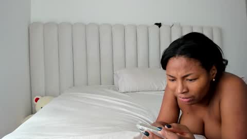 meganmir1 online show from 12.19.25