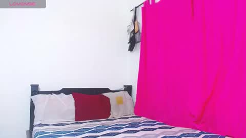 Snapshot of megann556 chatting on 01.07.25 Megan and Brad online show from 01.07.25