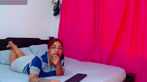 Snapshot of megann556 chatting on 01.20.25 Megan and Brad online show from 01.20.25