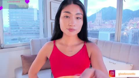 Snapshot of megann__sweet chatting on 02.13.25 Mara online show from 02.13.25