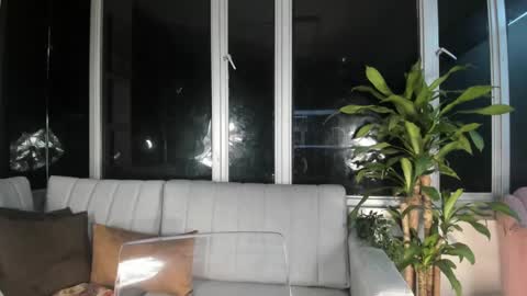 Snapshot of megann__sweet chatting on 02.15.25 Mara online show from 02.15.25