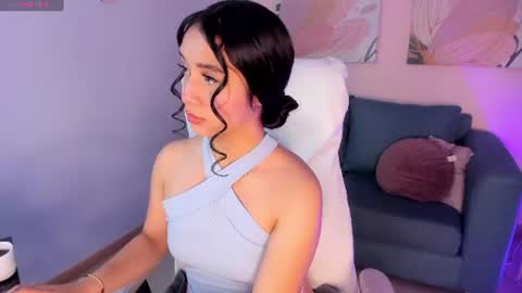 Snapshot of megann_blaze chatting on 06.22.26 Megan online show from 06.22.26