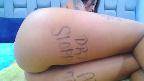 Snapshot of megann_boobs chatting on 12.28.24 Megan online show from 12.28.24