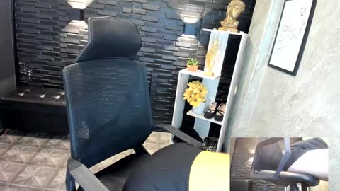 Megan online show from 12.17.24