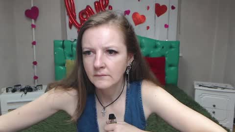 Snapshot of meganpirs chatting on 05.10.26 MeganPirs online show from 05.10.26