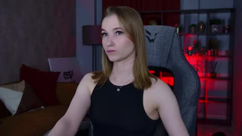 Snapshot of meganrodgers chatting on 05.15.26 megan online show from 05.15.26
