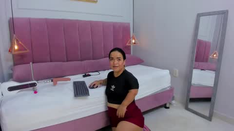 Megan  online show from 02.25.25