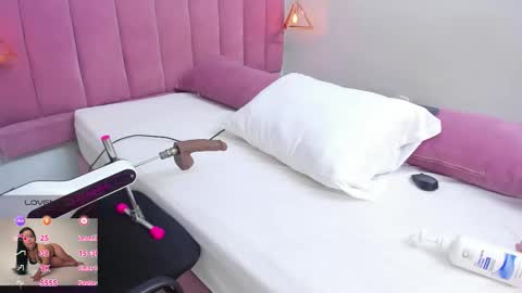 Megan  online show from 12.22.25