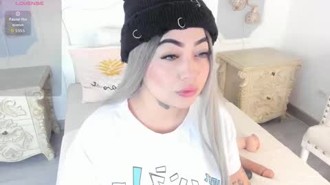 Megan online show from 10.14.25