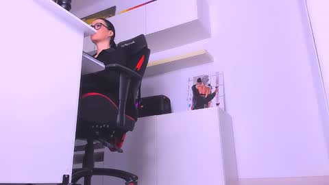 Megan online show from 01.10.25