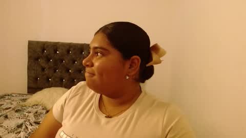 Snapshot of meganweb chatting on 11.26.25 meganweb online show from 11.26.25