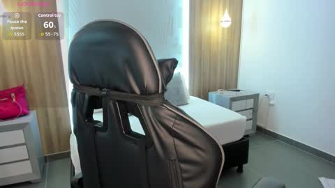 M E G A R A  online show from 12.05.25