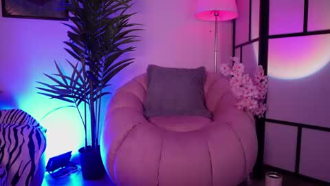 Snapshot of megga_bluee chatting on 07.29.26 megga_bluee online show from 07.29.26