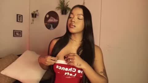 Snapshot of meggancarter chatting on 02.21.26 online show from 02.21.26