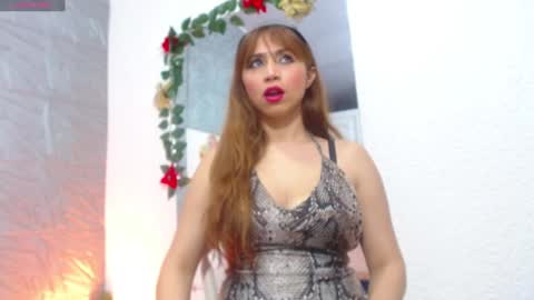 Snapshot of meghan_crouch chatting on 12.06.24  MEGHAN  online show from 12.06.24