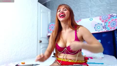 Snapshot of meghan_crouch chatting on 02.01.25  MEGHAN  online show from 02.01.25