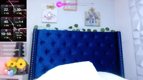 Snapshot of meghan_crouch chatting on 03.06.25  MEGHAN  online show from 03.06.25