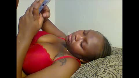 meghan_spice online show from 10.12.25