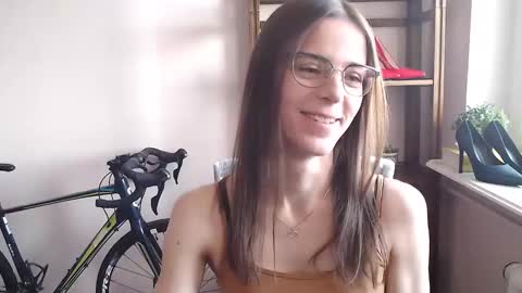 Snapshot of megi_erotic chatting on 02.26.26 Megi online show from 02.26.26