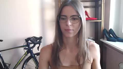 Snapshot of megi_erotic chatting on 04.02.26 Megi online show from 04.02.26
