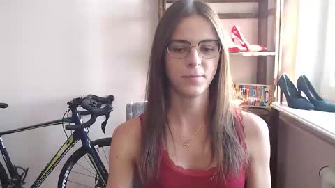 Snapshot of megi_erotic chatting on 04.09.26 Megi online show from 04.09.26