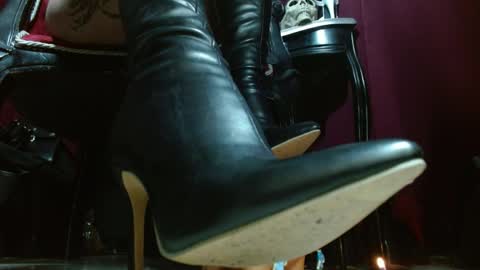 Goddess Sara online show from 03.28.26